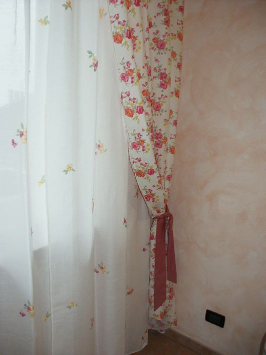 Tenda country salotto motivo floreale